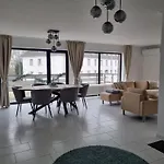 Rheinpark Rheinblick, Balkon & Parkplatz Апартаменты