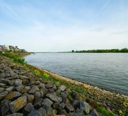 Rheinpark Rheinblick, Balkon & Parkplatz Эммерих