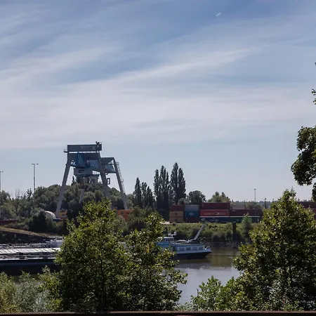 Am Rheinpark * Emmerich