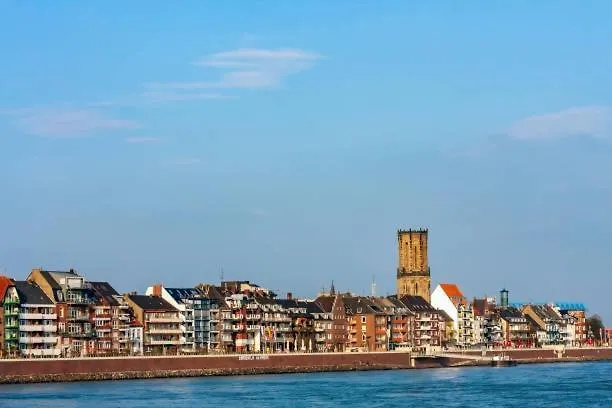 Appartement Rheinpark Rheinblick & Parkplatz *